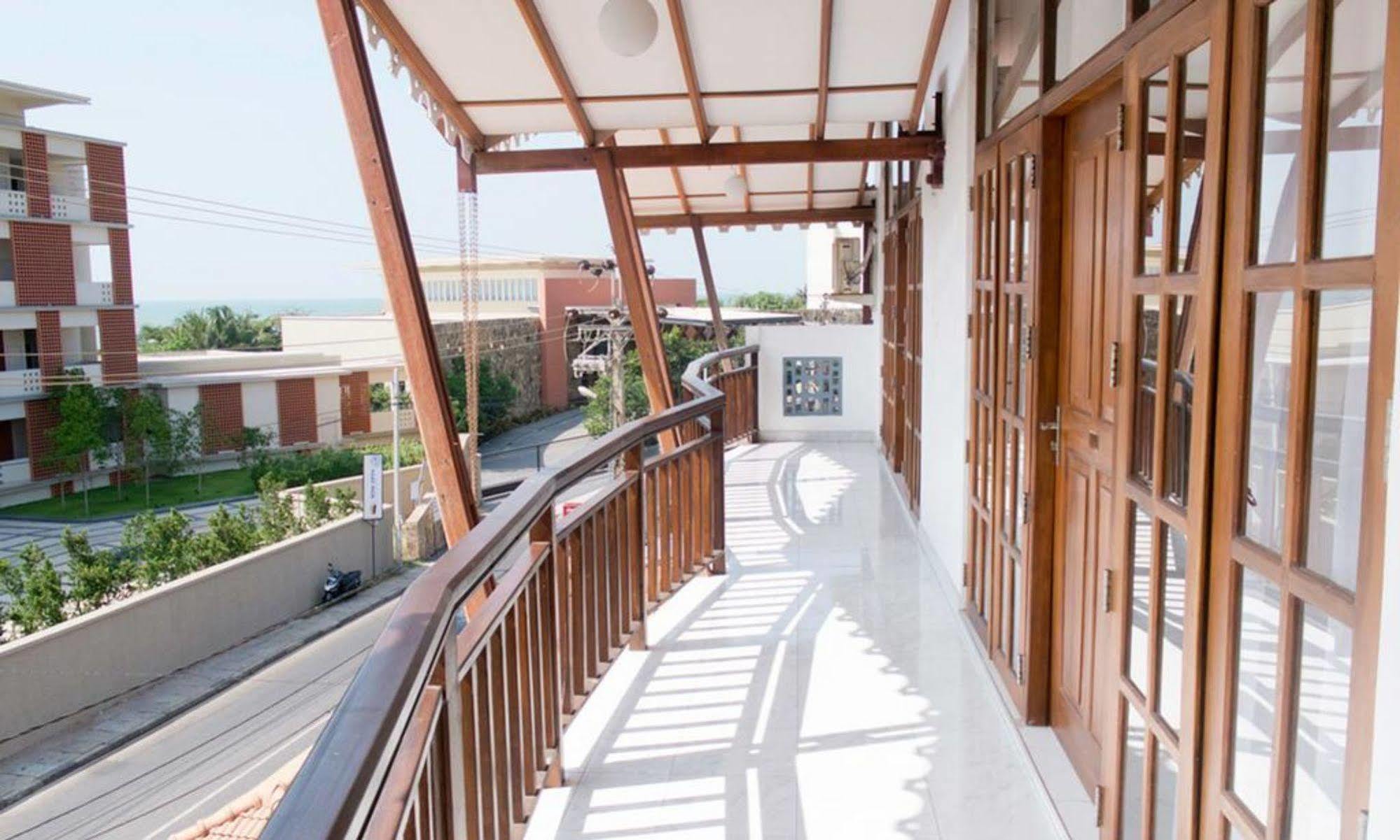 Prego Suites Ettukala Exterior foto